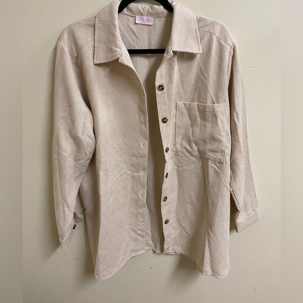 🌸NWOT Neutral Shacket 🌸